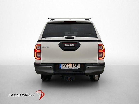 Toyota HiLux 8 of 30
