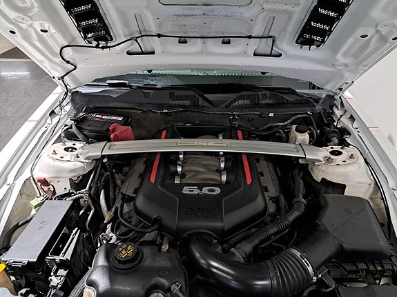Ford Mustang 14 of 15