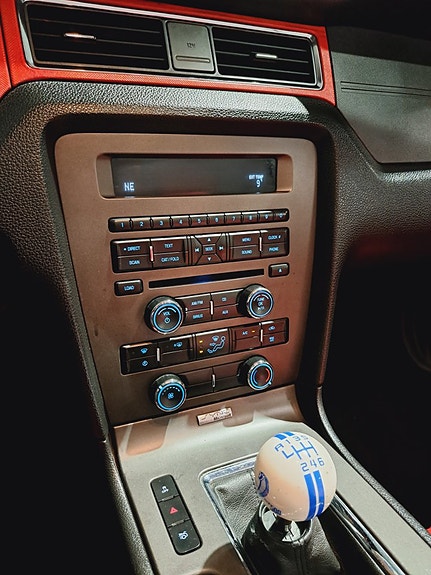 Ford Mustang 13 of 15