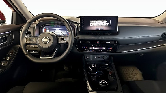 Nissan X-Trail 4 of 12