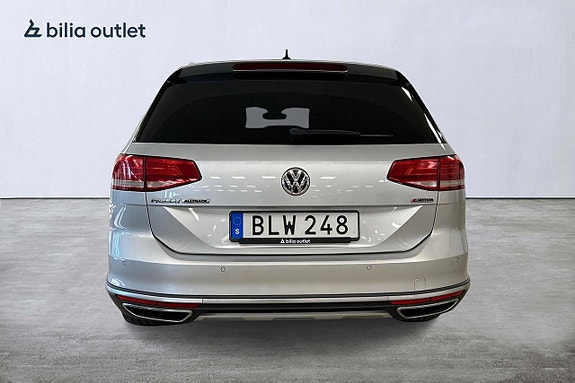 Volkswagen Passat Alltrack 7 of 28