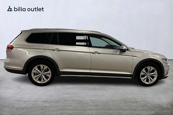 Volkswagen Passat Alltrack 5 of 5