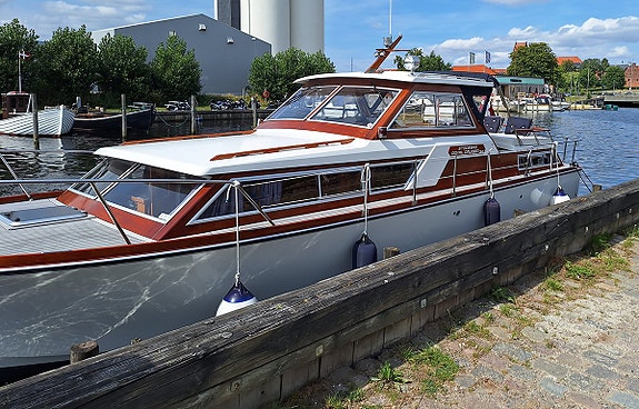 Storebro Royal Cruiser Storö 34 2 of 12