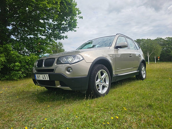 BMW X3 2 of 5