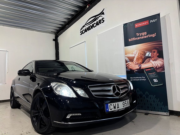 Mercedes-Benz E350 2 of 5