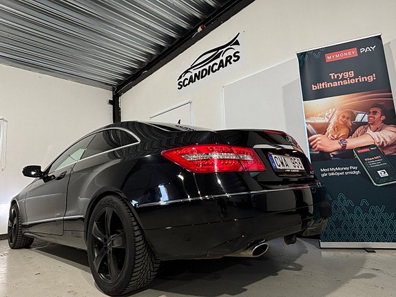 Mercedes-Benz E350 9 of 30