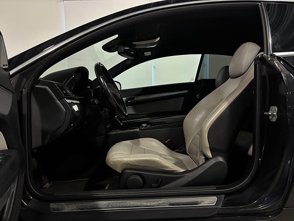 Mercedes-Benz E350 17 of 30