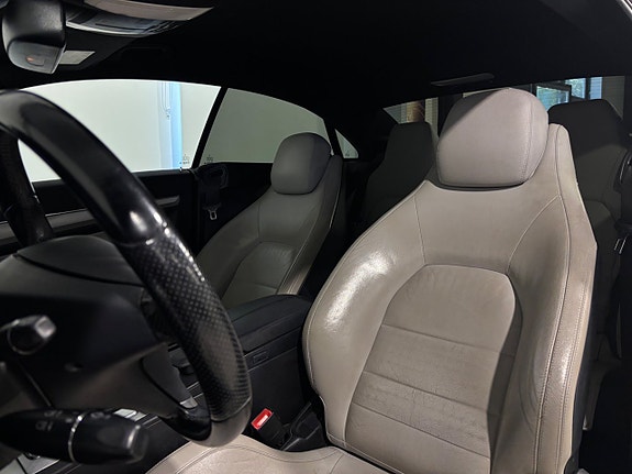 Mercedes-Benz E350 25 of 30