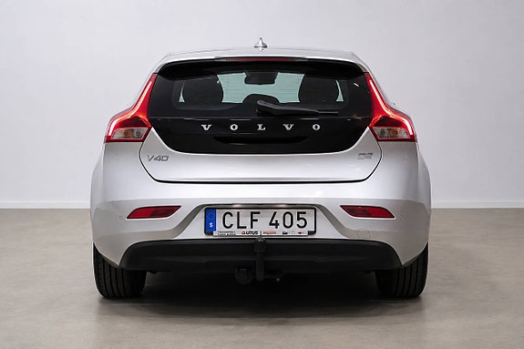 Volvo V40 6 of 21