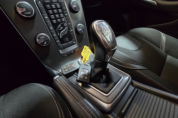 Volvo V40 19 of 21