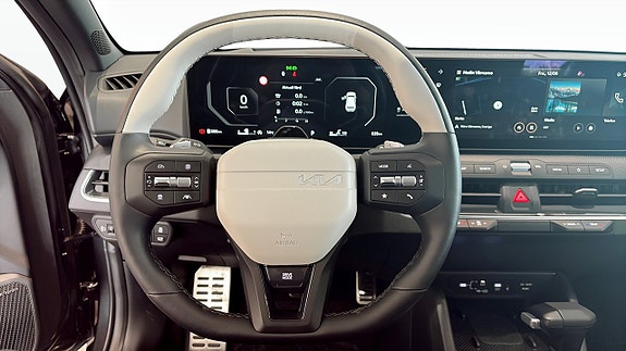 Kia K4 13 of 13