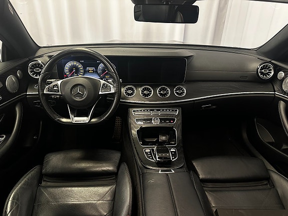Mercedes-Benz E200 9 of 14