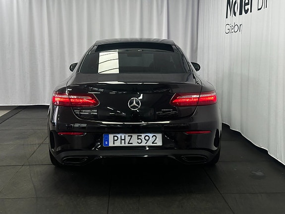Mercedes-Benz E200 5 of 5