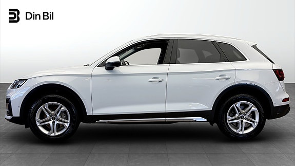 Audi Q5 2 of 5