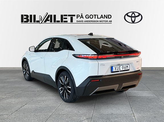 Toyota C-HR+ 2 of 5