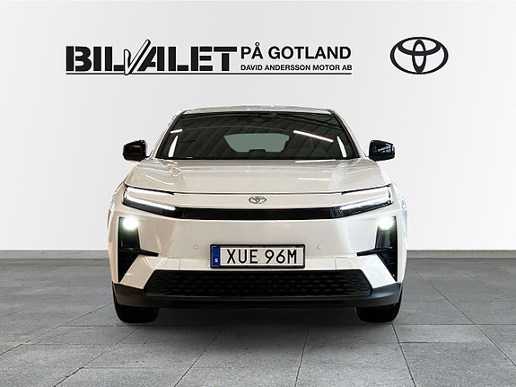 Toyota C-HR+ 5 of 5