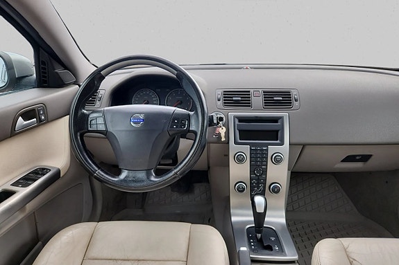 Volvo V50 6 of 13