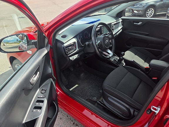 Kia Rio 3 of 5
