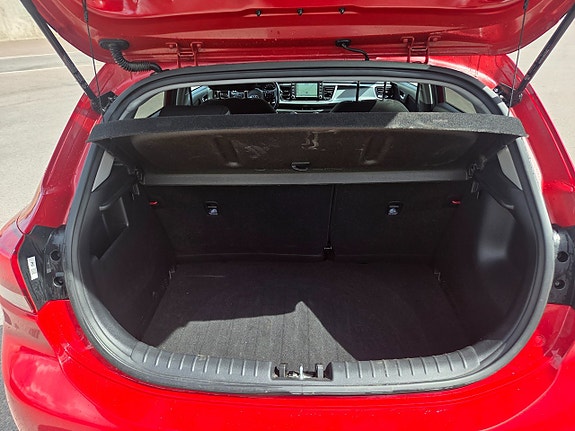 Kia Rio 7 of 23