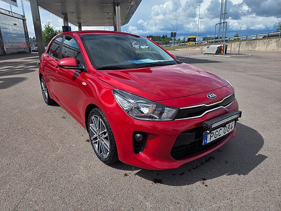 Kia Rio 12 of 23