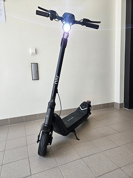 Product image 8 of 12