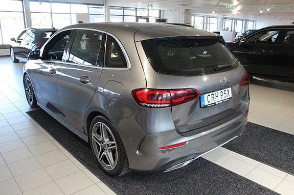 Mercedes-Benz B-Klass 4 of 5