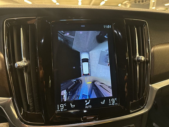 Volvo V90 Cross Country 20 of 22