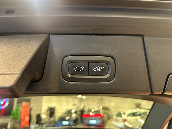 Volvo V90 Cross Country 17 of 22