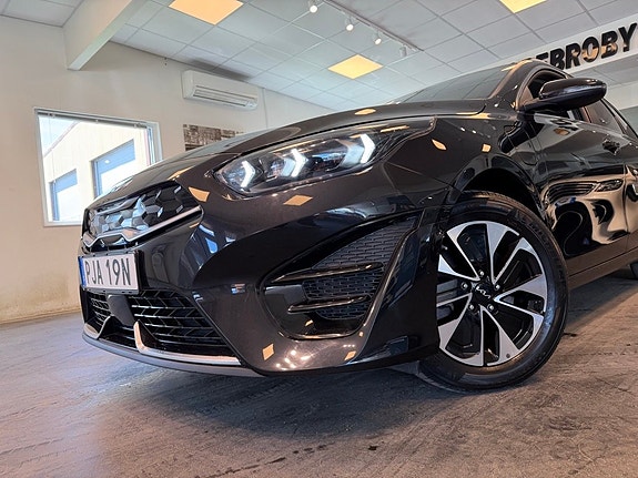 Kia Ceed 6 of 28