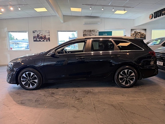 Kia Ceed 23 of 28
