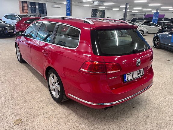 Volkswagen Passat 4 of 5