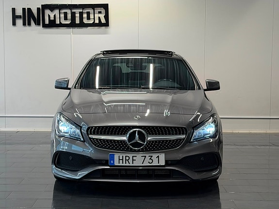 Mercedes-Benz CLA200 3 of 5