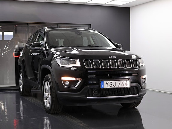 Jeep Compass 5 of 5
