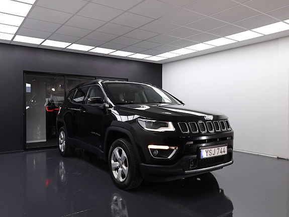 Jeep Compass 4 of 5