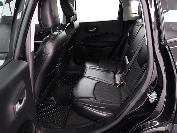 Jeep Compass 24 of 28