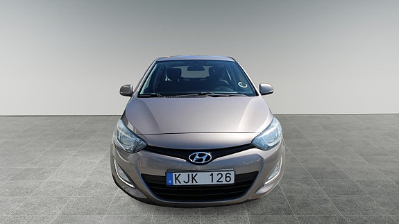 Hyundai i20 3 of 5