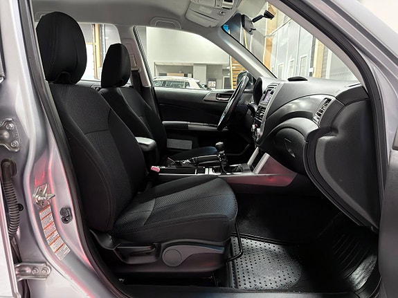 Subaru Forester 20 of 23