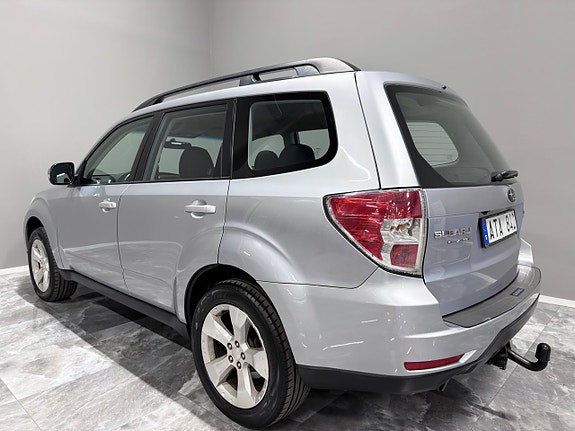 Subaru Forester 5 of 23