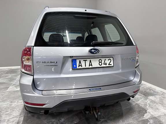Subaru Forester 6 of 23