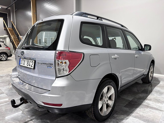 Subaru Forester 7 of 23