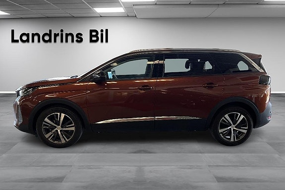 Peugeot 5008 4 of 5