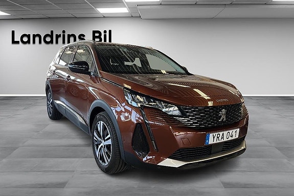 Peugeot 5008 3 of 5