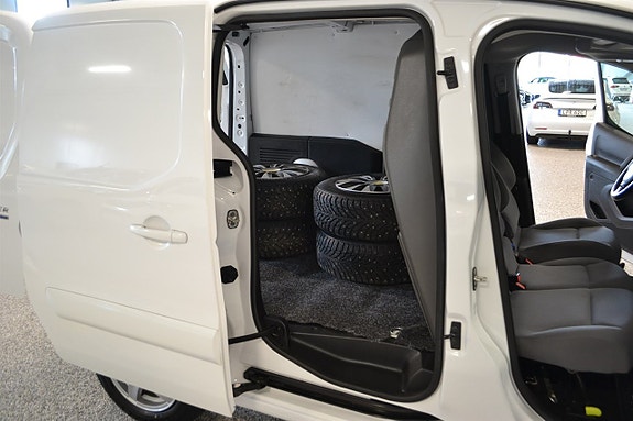 Peugeot Partner 11 of 13