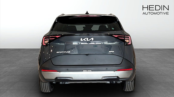 Kia Sportage 5 of 12