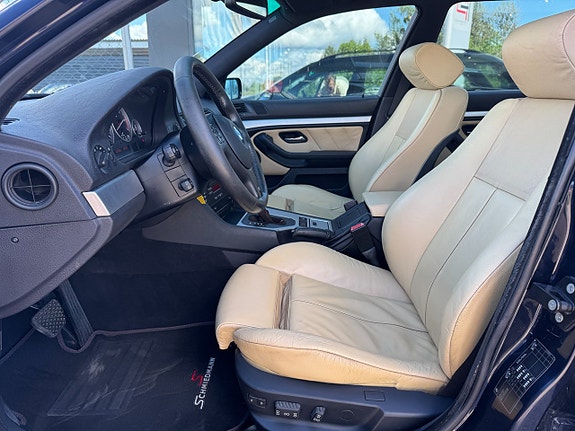BMW 540i 8 of 19