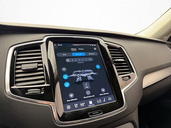 Volvo XC90 19 of 30