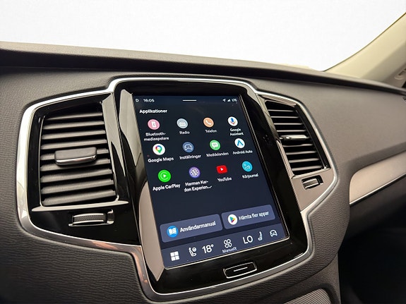 Volvo XC90 18 of 30