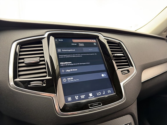 Volvo XC90 20 of 30