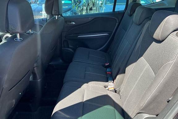 Opel Zafira Tourer 13 of 20