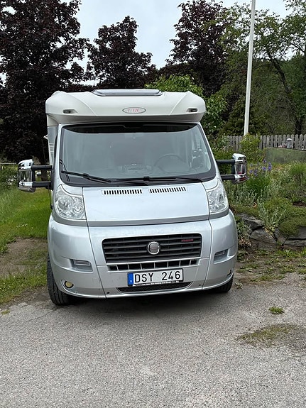 LMC Cruiser T721 QB 2 of 10
